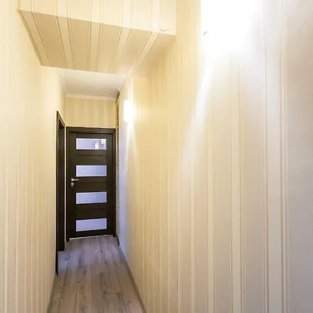Trendy Apartment Lviv Exterior photo
